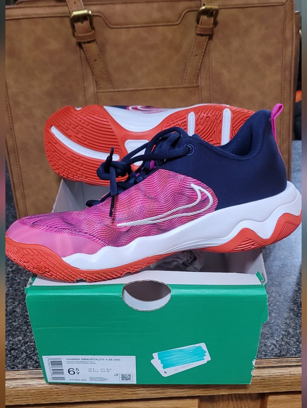 Nike Giannis Immortality 4 Sz 8 Athletic Sneakers - Pink Navy